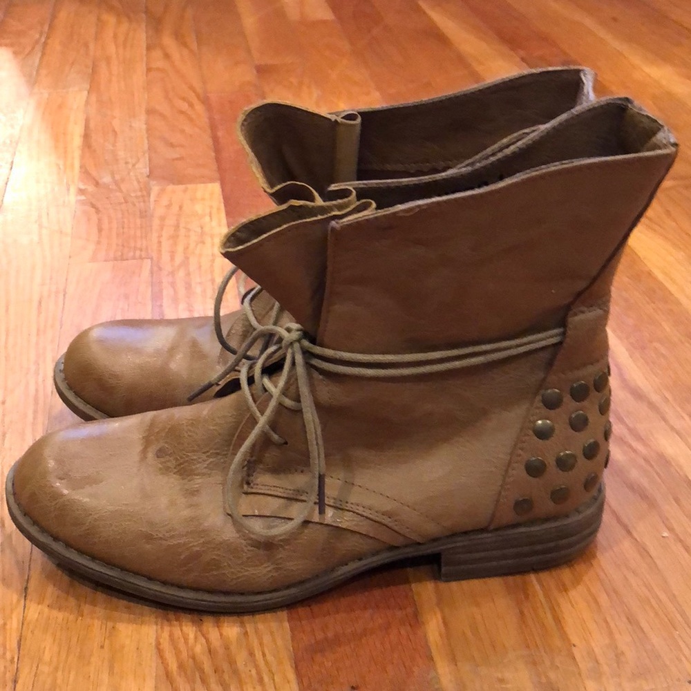 Tan combat boots